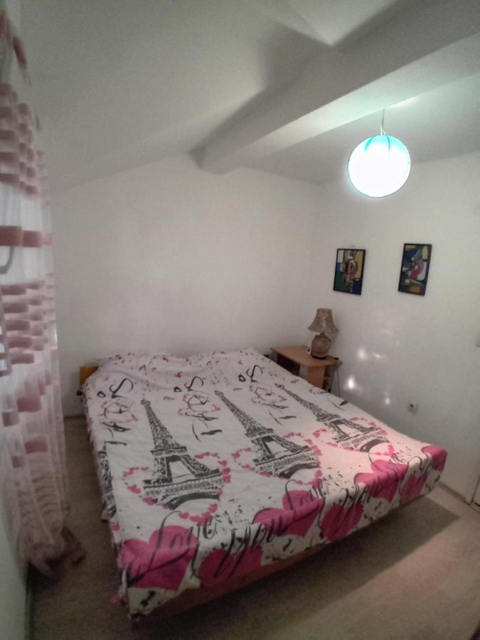 Airport Shtrkovi - Storks Apartment Petrovec Exterior foto