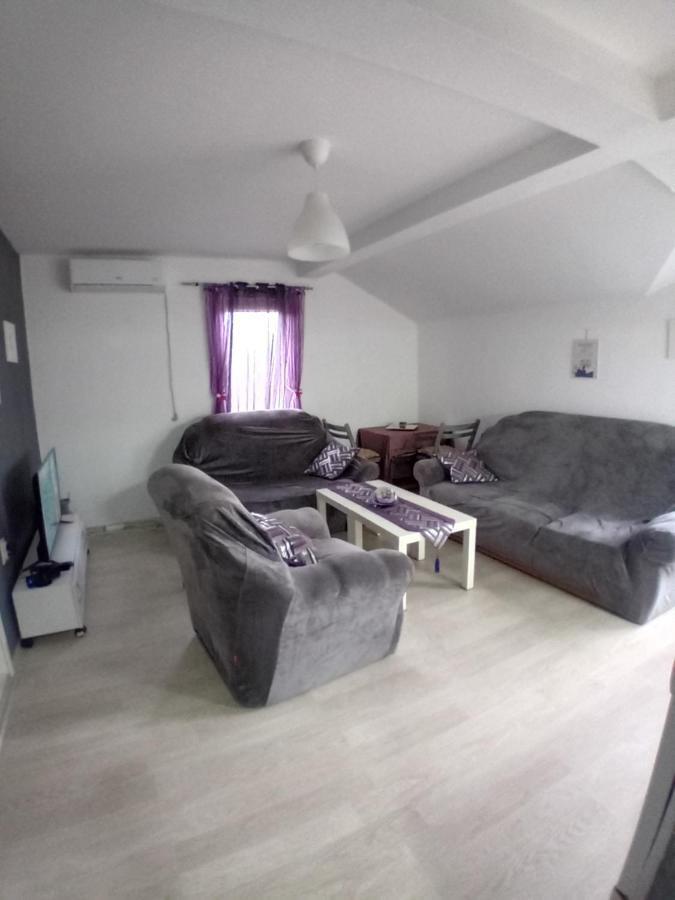 Airport Shtrkovi - Storks Apartment Petrovec Exterior foto